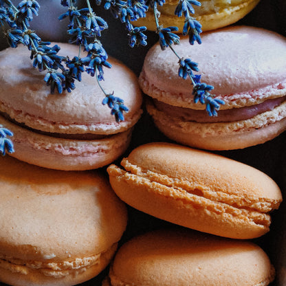 MACARON